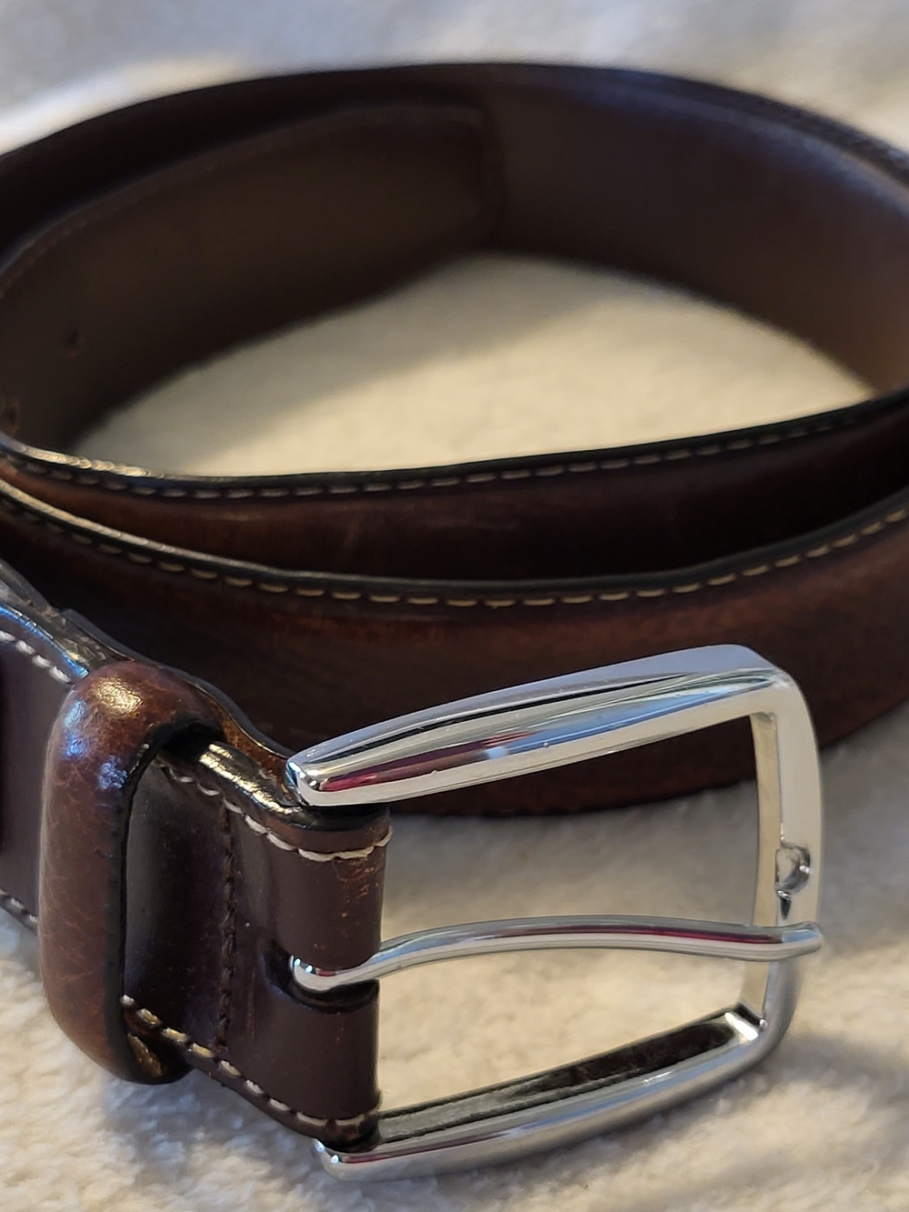 Dockers Men's Brown Leather Belt Classic Casual Silver Buckle Size 42